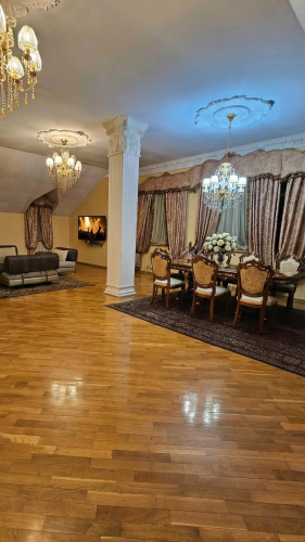 Retro Palace Hotel