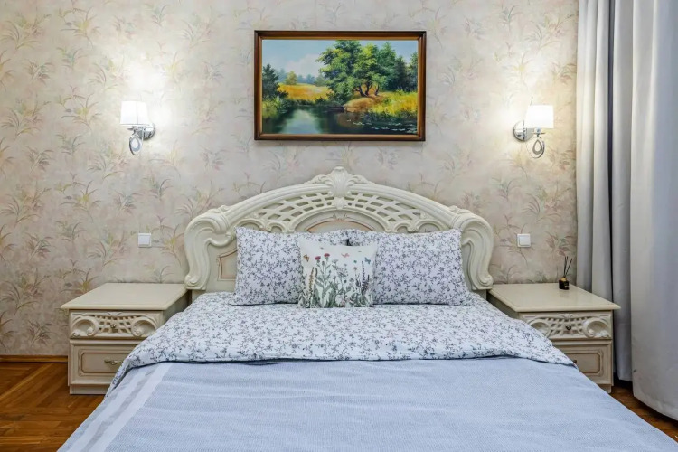 Фотография номера квартиры Квартира Трехкомнатная с изолированными комнатами около Кремля