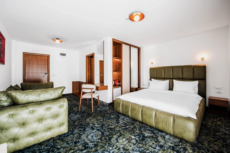 Deluxe Double room with view