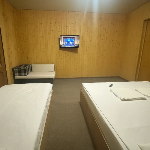 Delis Guest House