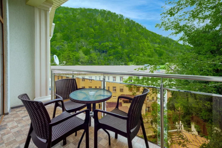 2 Bedrooms Deluxe Suite with balcony and with view