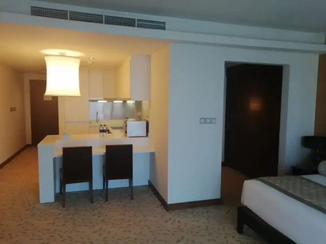 Studio with partial Burj View Apartments - Image 5