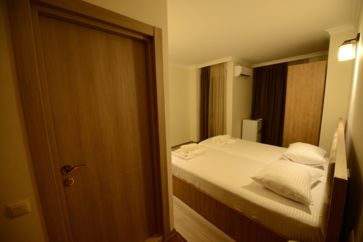 Standard Double room with balcony and with city view