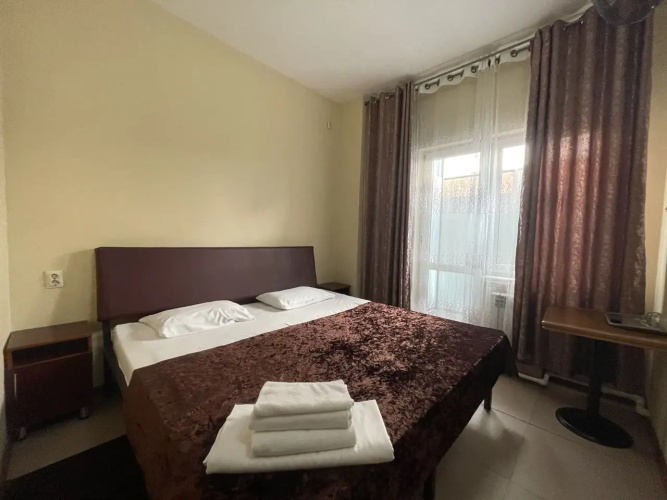 Avrora Hotel