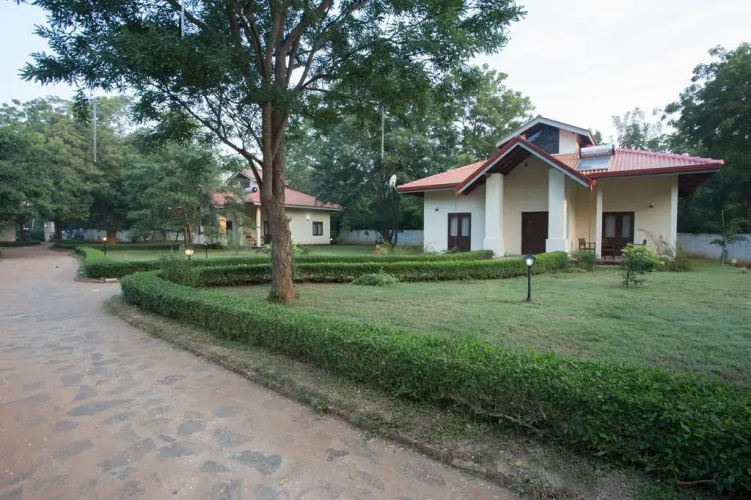 Chenra Hotel