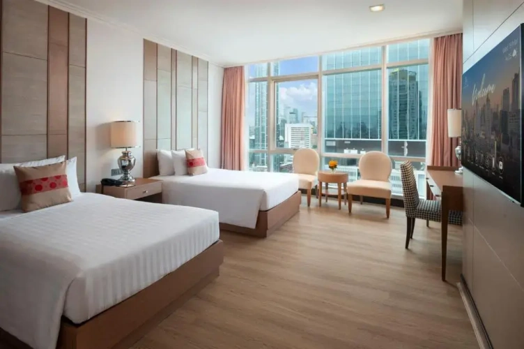 Luxury (Main Tower) Double room with city view