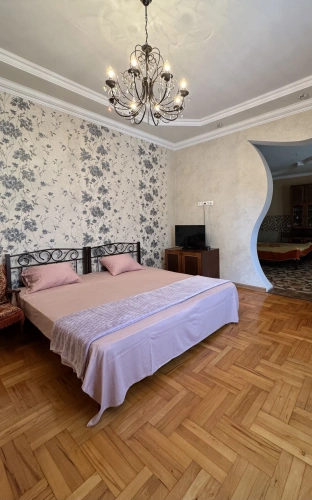 2 Bedrooms Quadruple Apartment with balcony