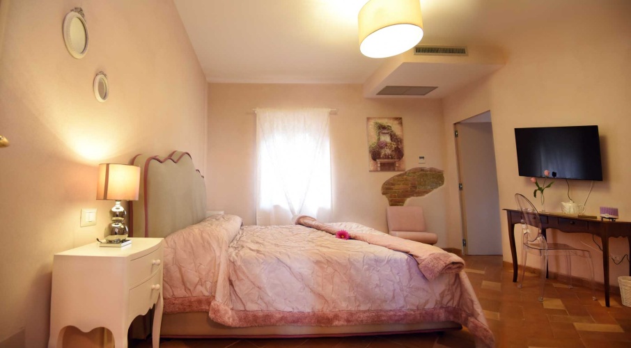 Standard Double room with view