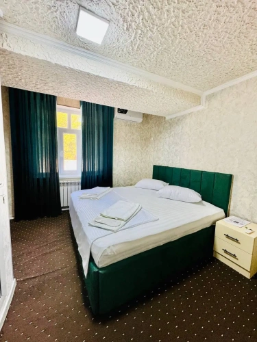 Standard Double room with city view