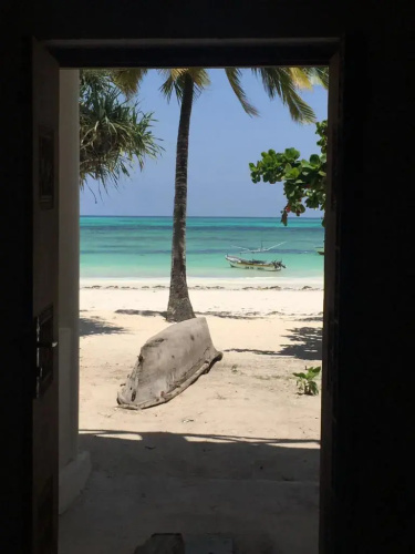 Ayla Beach House Mini-Hotel