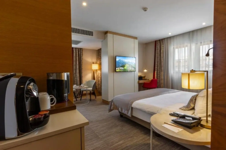 Family Suite with balcony and with sea view