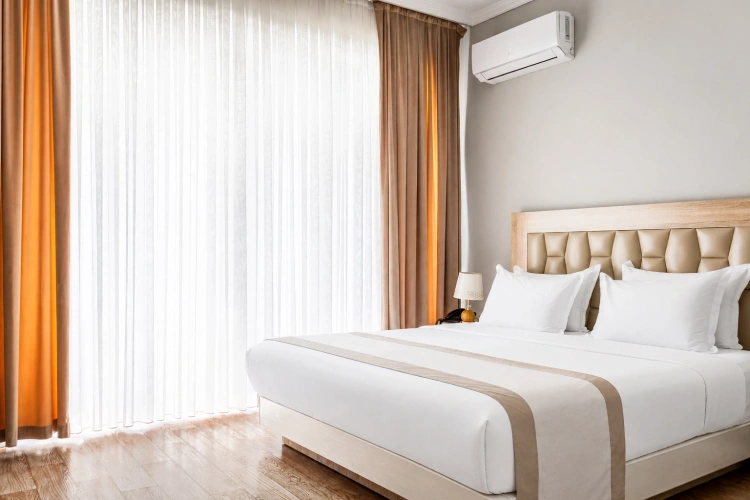 Deluxe Double room with balcony and with city view