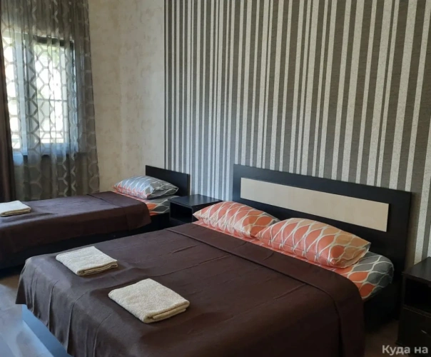 Standard Triple room
