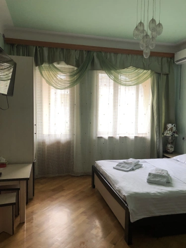 Comfort room