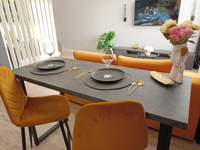 Фотография номера квартиры Апартаменты премиальные на 4-м этаже в центре  на ул.Зеленая 25