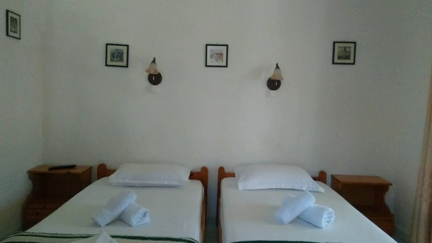Standard Twin room with balcony