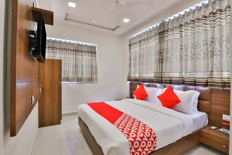 Standard Double room with view