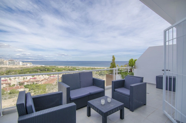 2 Bedrooms Apartment with balcony