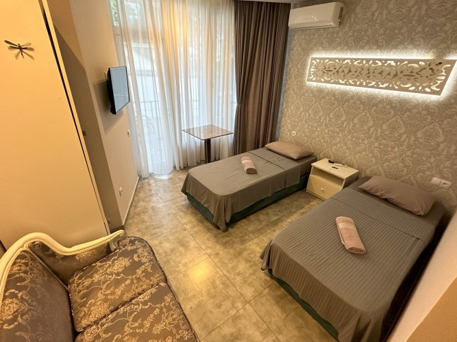 Twin Suite with balcony and with sea view