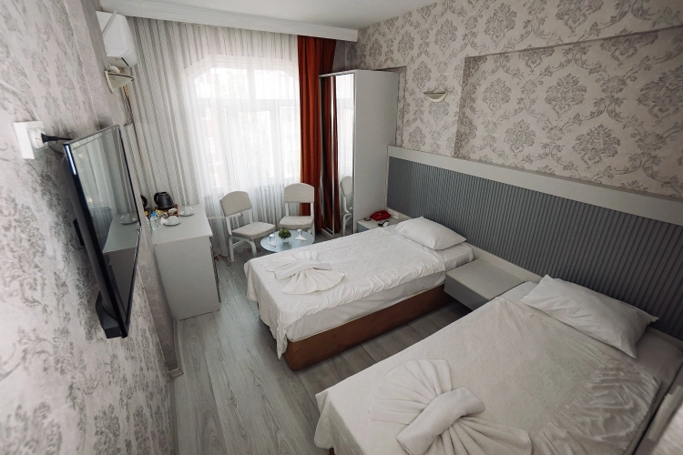 Standard Double room with view