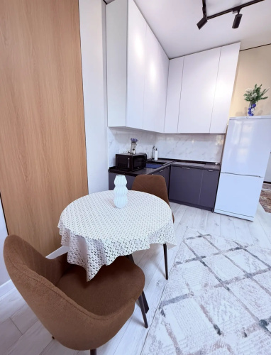 Studiya S Vidom Na Gory V Zhk Biznes Klassa Four Seasons Flat