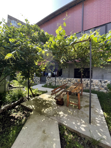 Alkhyd Private House