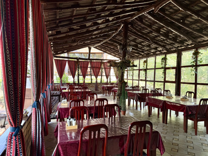 Kolorado Hotel