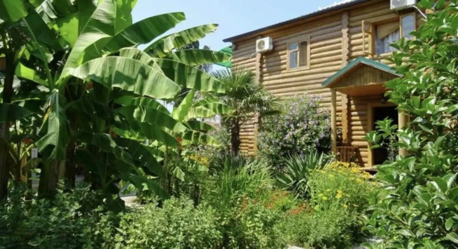 Sariya Guest house