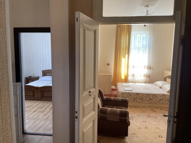 2 Bedrooms Superior Family room