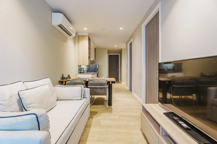 Diamond 2Br  Deluxe Poolside Condo Apartments
