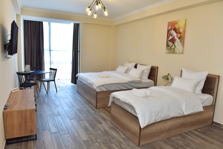 Superior Triple room with view