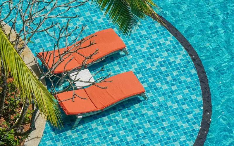 Superior Suite with balcony and with pool view
