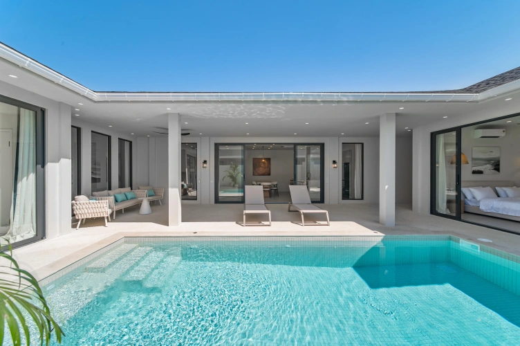 3 Bedrooms Deluxe Villa with pool view