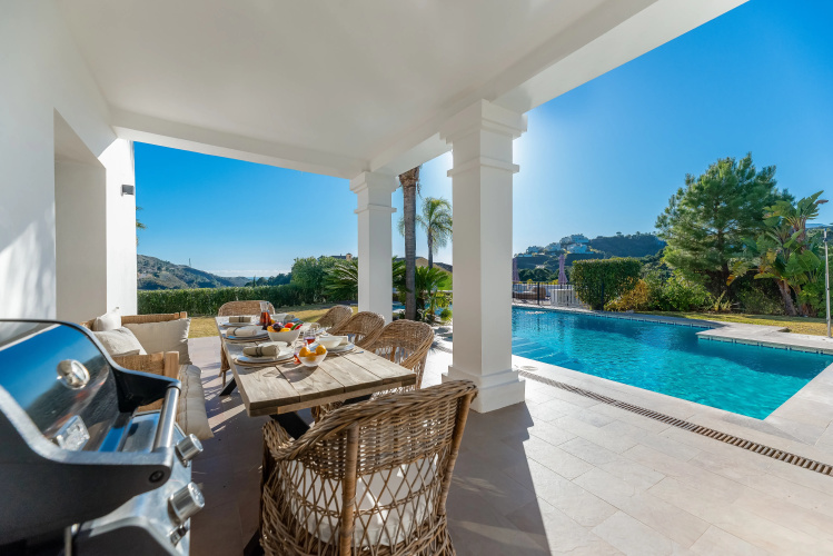 All About Villa La Boheme