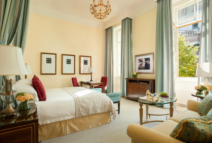 Фотография номера гостиницы Отель Four Seasons Lion Palace