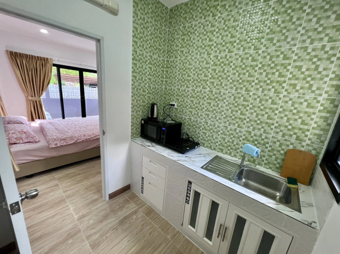 Paradise Corner Apartments