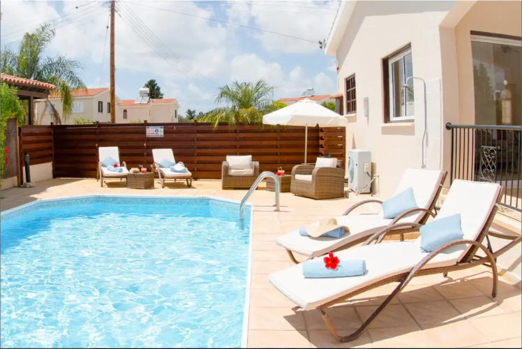 Bungalow Mikaella Villa