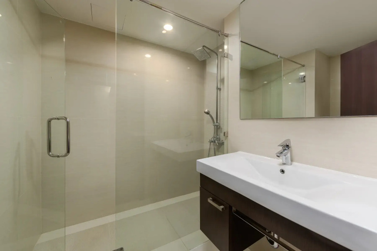 Suite Sangir Rawai Beachfront Title Condo Apartments