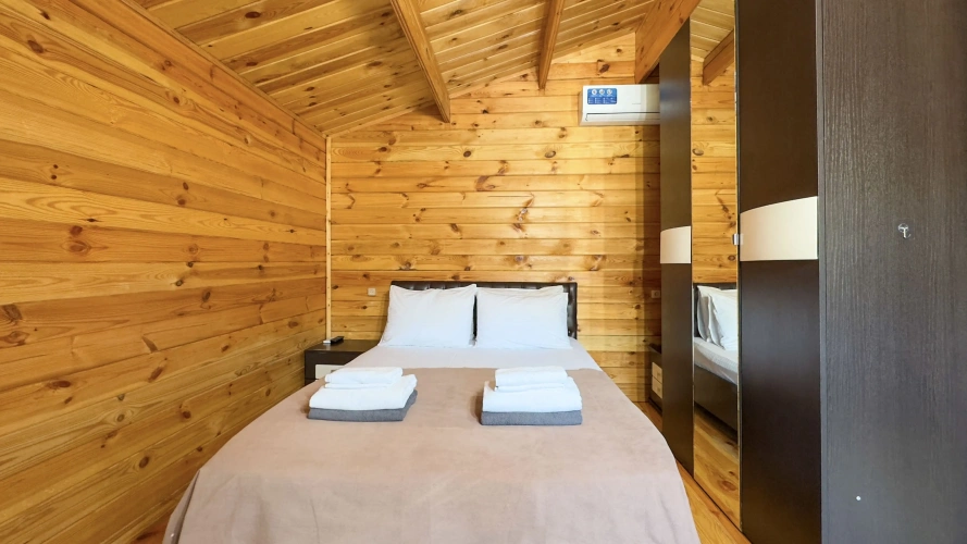 Standard Double room with view