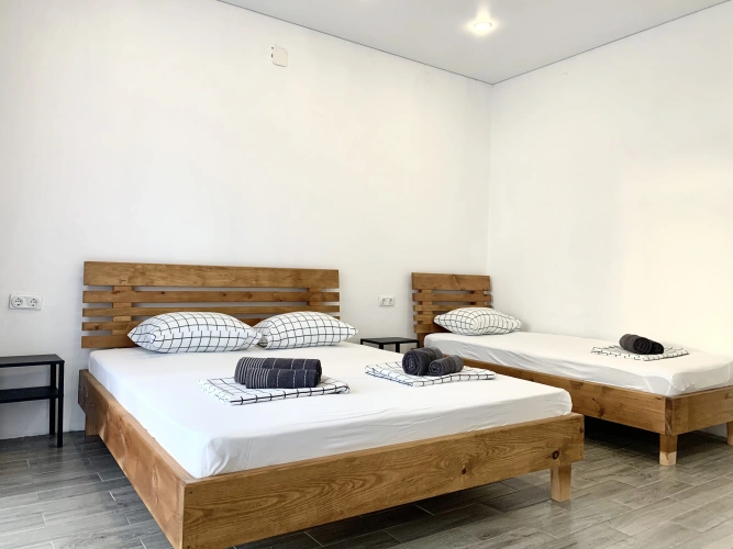 Standard Triple room with view