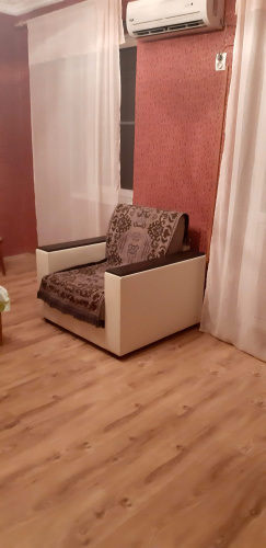 V Gagrakh ul Lakoba 4/41 Flat