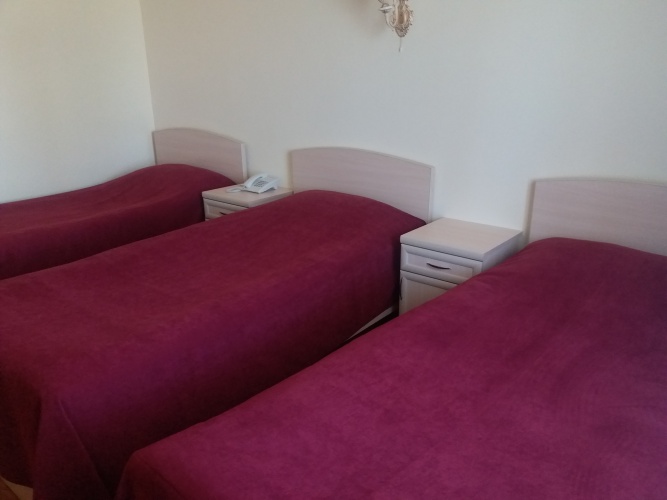 Standard Triple room with view