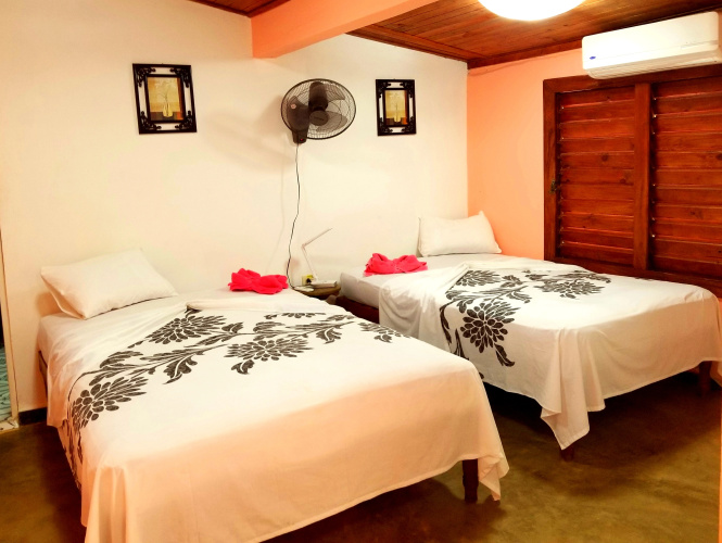 Casa Yakelin Mini-Hotel