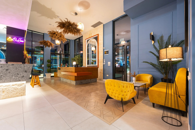 Invictus Hotel