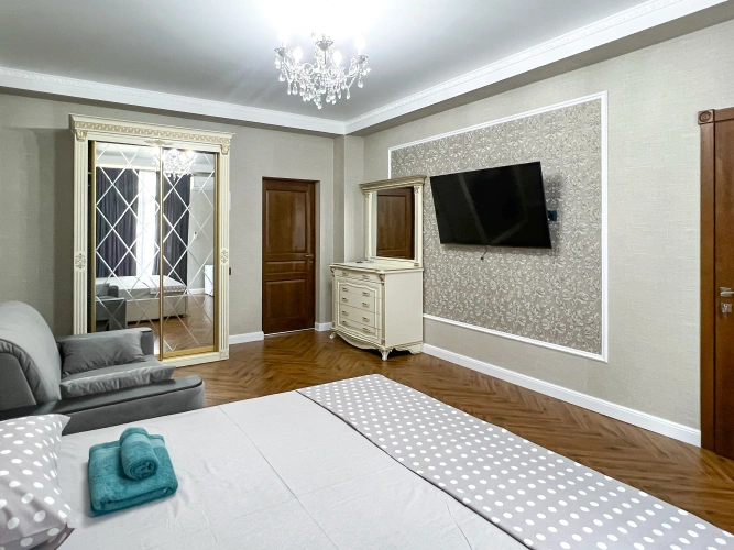 2 Bedrooms Suite with balcony and with view