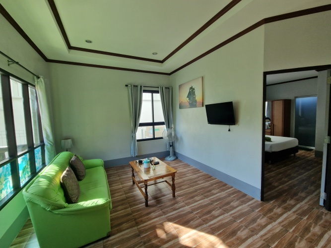 Family Apartment with balcony and with mountain view