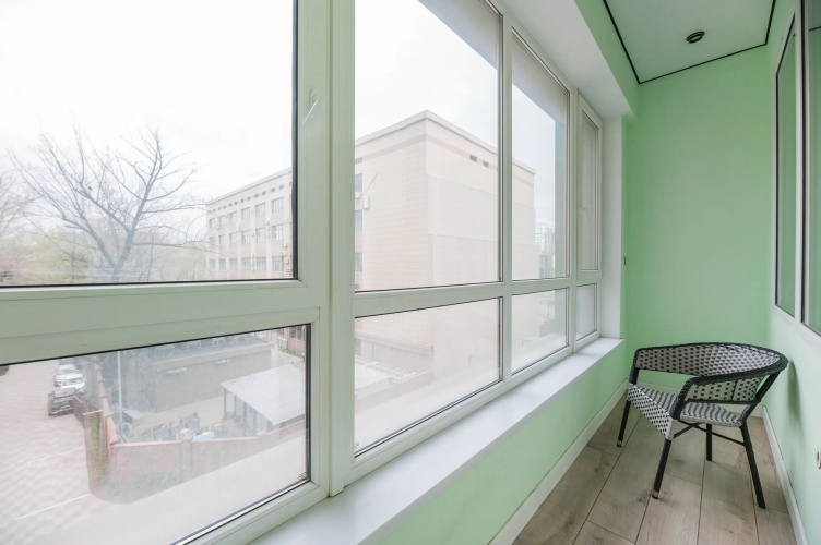 Ryadom S Arbatom Flat