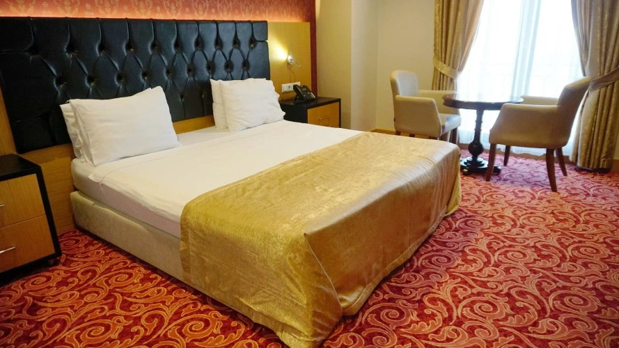 Standard Double room with city view