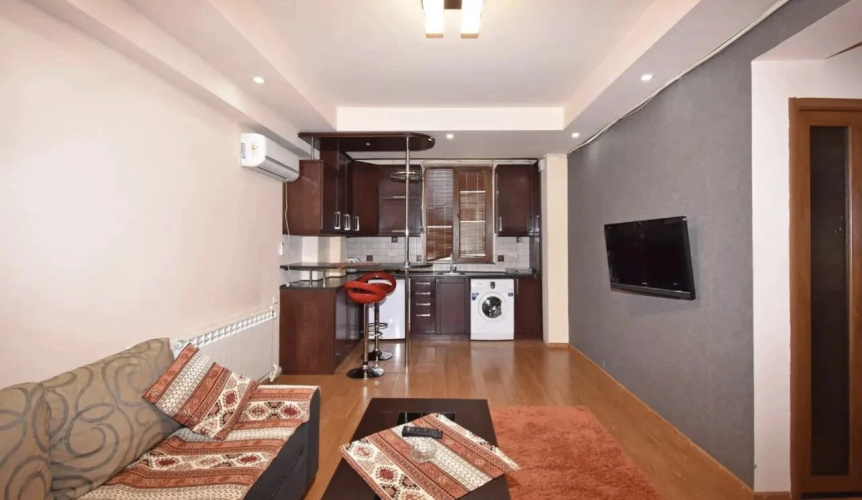 Koghbatsi Street Apartments