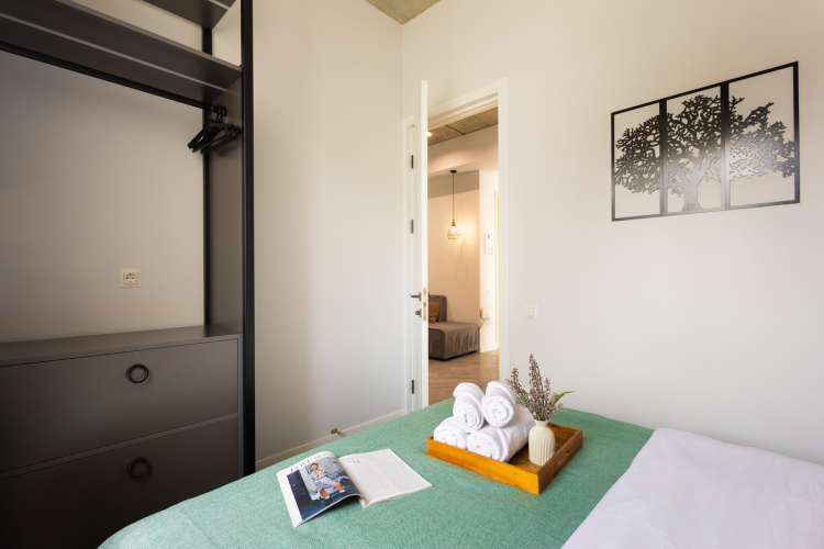 On Amiryan Str. 26/4-23/2 Apartments